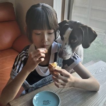 お姉ちゃん、僕にも一口ちょうだい❣️